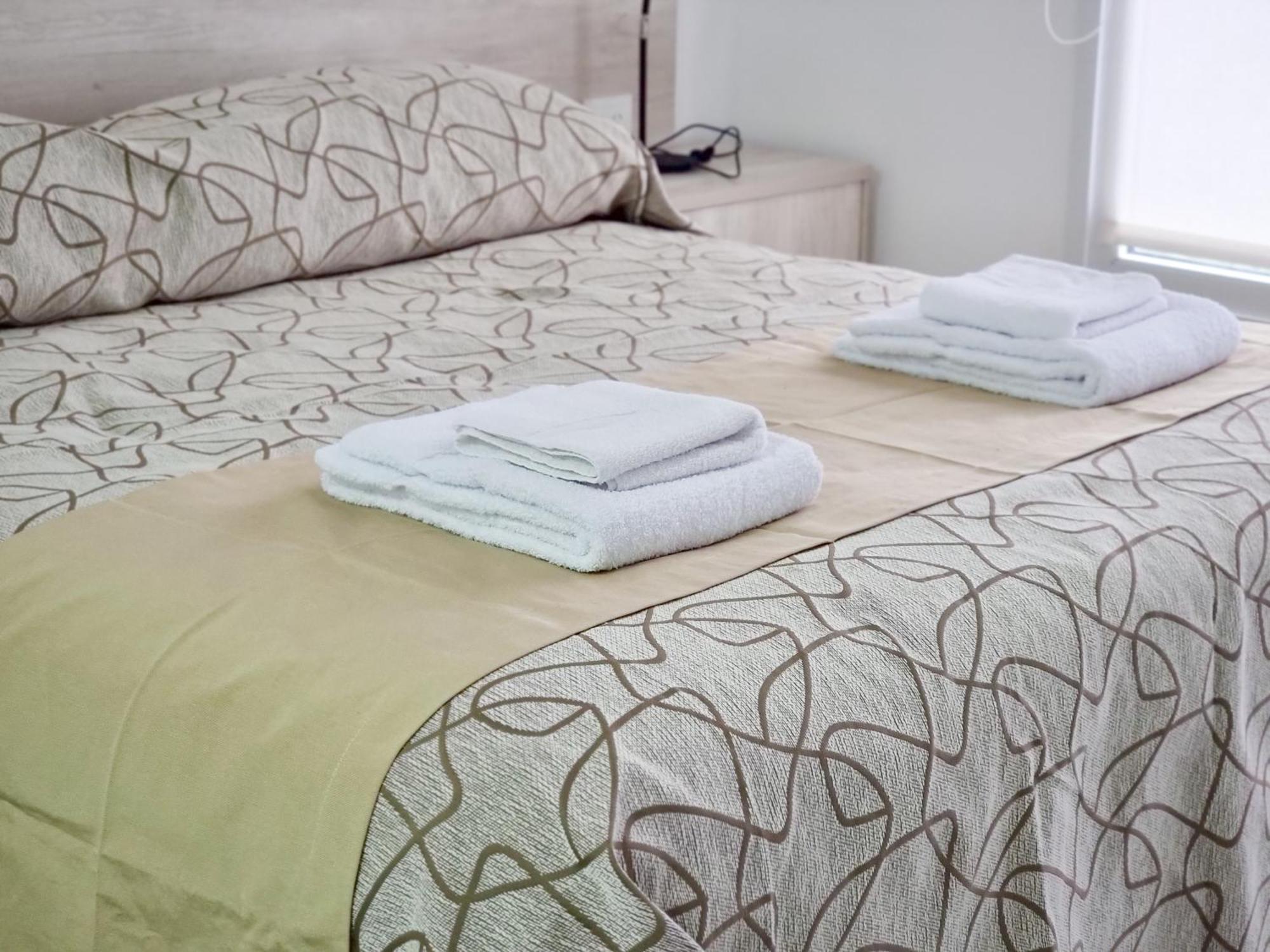 Edificio Brown Apartment *